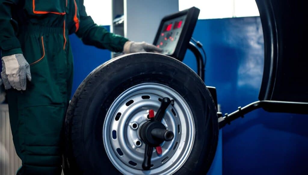 Types of Tire Repair Kits-