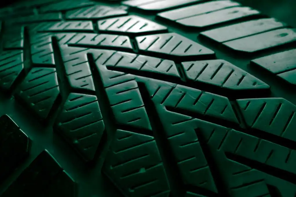 Tread Design and Durability-Are Lexani Tires Good